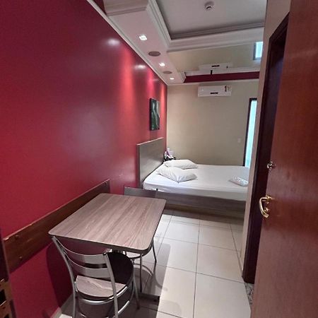 Alpha Motel 암파로 외부 사진
